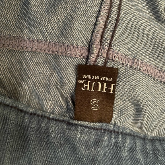 Hue Ultra Soft High Waist Denim Leggings - size small. EUC. - Picture 12 of 16